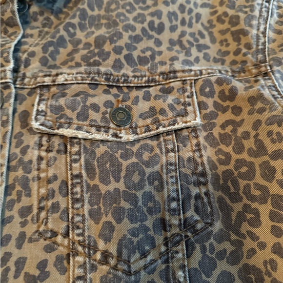 Free People Cropped Leopard Jean Jacket Ripped Size S - Picture 8 of 14
